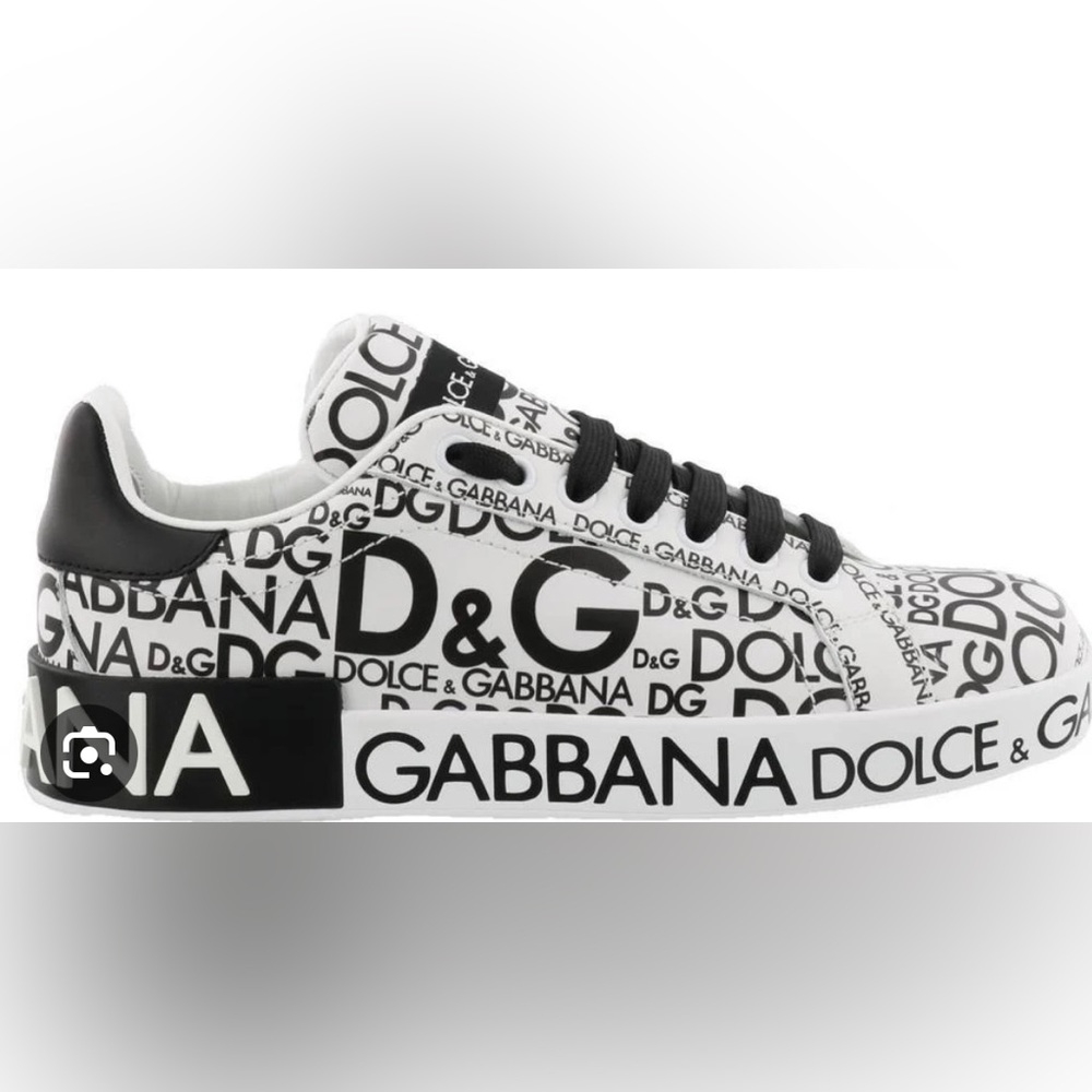 Selling these limited edition DOLCE & GABANNA sneakers very unique pair.